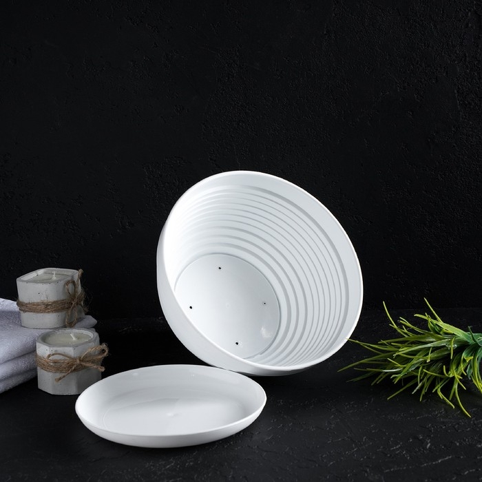 Горшок с подставкой &laquo;Алиса&raquo;, 1,5 л, цвет белый