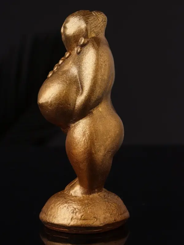 Фигура "Богиня плодородия" 13х6х6 см, бронза