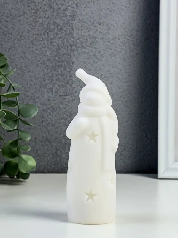 Фигурка светящаяся RISALUX &laquo;Снеговик в колпаке&raquo; LED, 3хAG10 белый 4,8х4,8х15 см