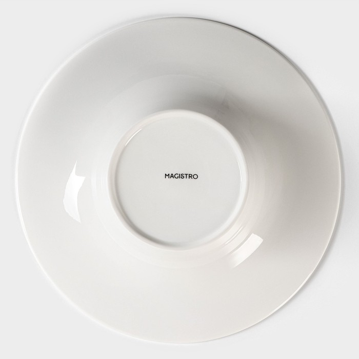 Тарелка фарфоровая для пасты Magistro &laquo;Бланш&raquo;, 500 мл, d=25,5 см, цвет белый