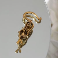 Брошь &laquo;Кошка грациозная&raquo;, цвет зелёный в чернёном золоте