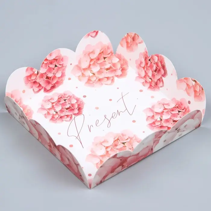 Коробка для печенья, кондитерская упаковка с пластиковой крышкой, Present, 10.5 х 10.5 х 3 см