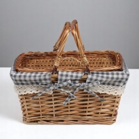 Корзина-лукошко, ткань , 2е ручки складные (внутри металл) с крышкой.  35*26 см, Н 18 см, Н с ручкам