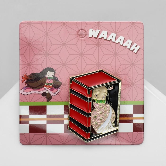 Значок &laquo;Япония&raquo; я рядом, цветной в золоте