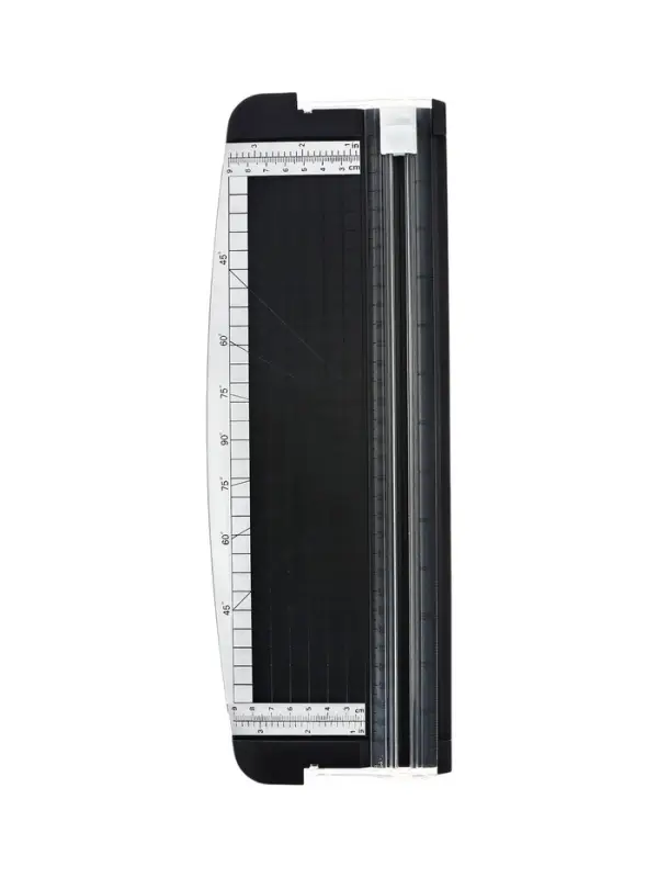 Резак для бумаги роликовый А4, до 3 листов,безопасное лезвие, длина реза 300мм,корпус черный