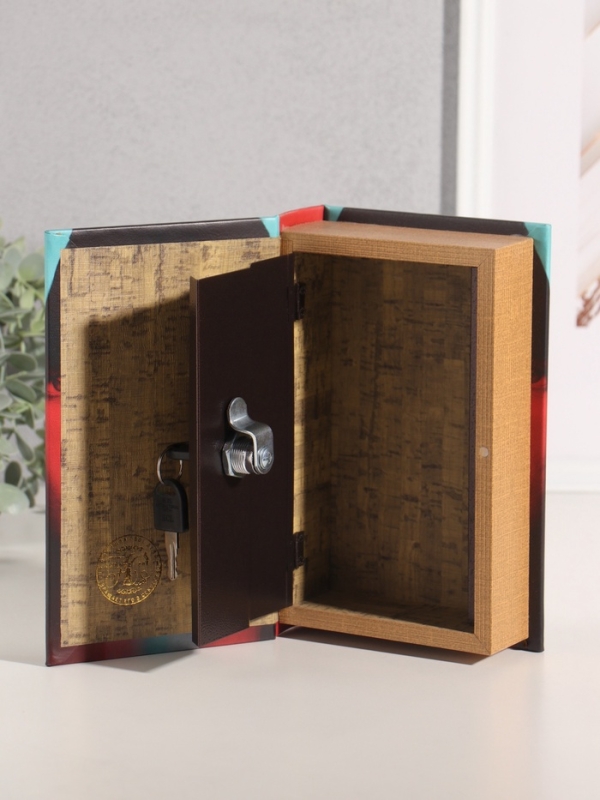 Сейф-книга дерево кожзам "Мода. Оригинальность. Стиль" 21х13х5 см