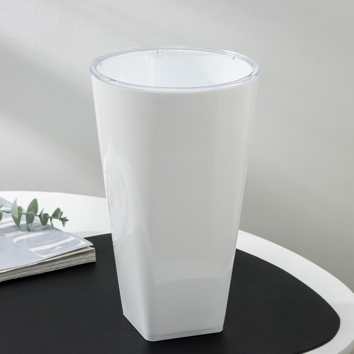 Кашпо для цветов со вставкой &laquo;Грейс&raquo;, 2,7 л (1,5 л), цвет белый