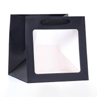 Пакет подарочный, крафт, с окном, &laquo;Черный&raquo;, 20 х 20 х 20 см