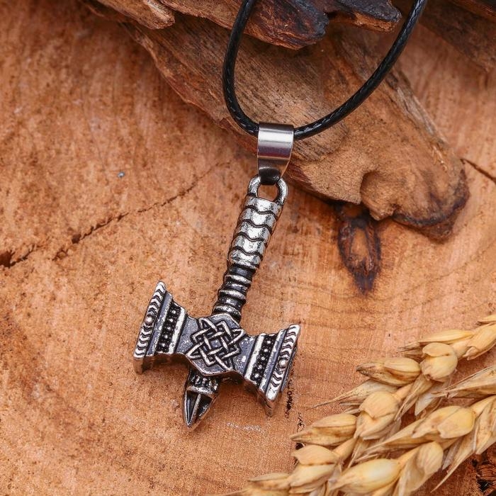 Кулон мужской &laquo;Молот Сварога&raquo;, цвет чернёное серебро на чёрном шнурке, 45 см