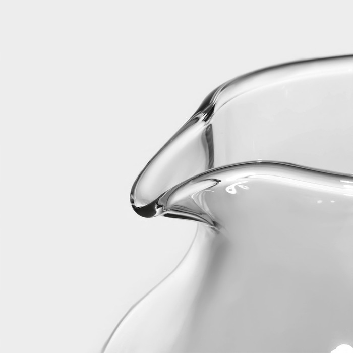 Кувшин для воды стеклянный с крышкой Magistro &laquo;Стиль&raquo;, 1,6 л, 18&times;14&times;17 см