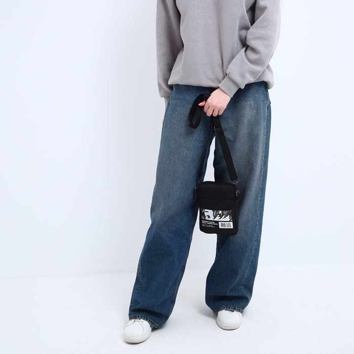 Сумка молодёжная на длинном ремне Anime, 20 х 15 х 3 см, отдел на молнии, цвет чёрный