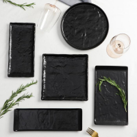 Блюдо фарфоровое для подачи Magistro Pietra lunare, 25&times;12 см, цвет чёрный