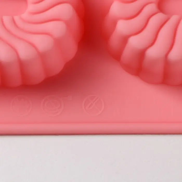 Форма для выпечки Доляна &laquo;Адель&raquo;, силикон, 28&times;16&times;2 см, 8 ячеек, красная