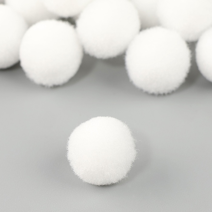 Набор текстильных деталей для декора &laquo;Бомбошки&raquo; 100 шт. набор, размер 1 шт. 1,2 см, цвет белый