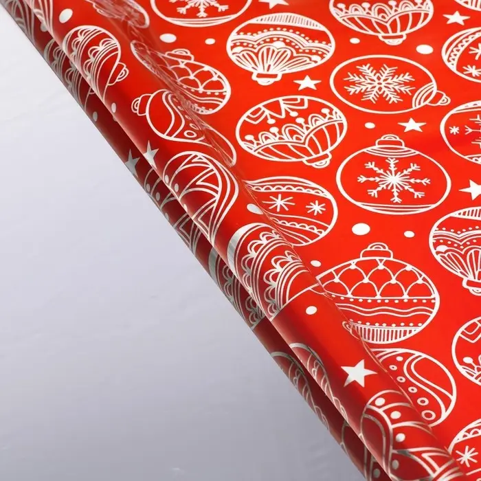 Плёнка упаковочная голография &laquo;Новогодние шарики&raquo;, красная 100&times;70 см