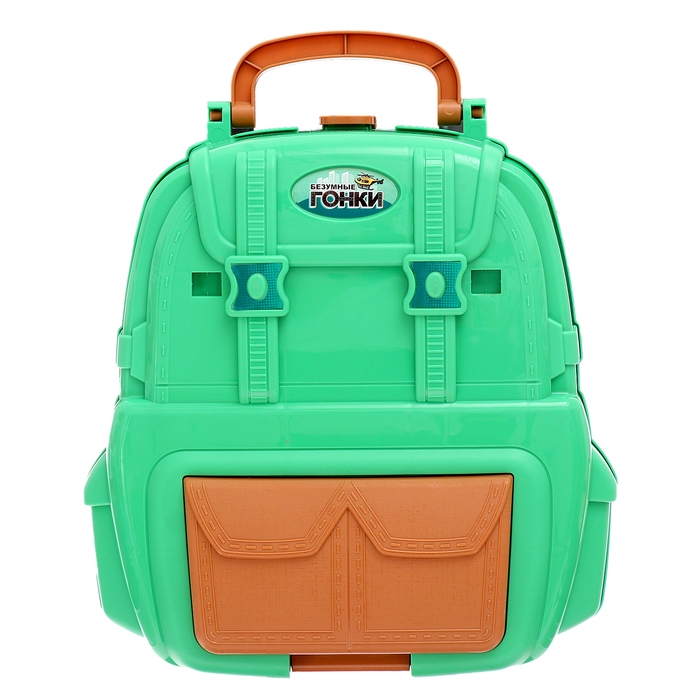 Парковка &laquo;Безумные гонки&raquo;, в рюкзаке