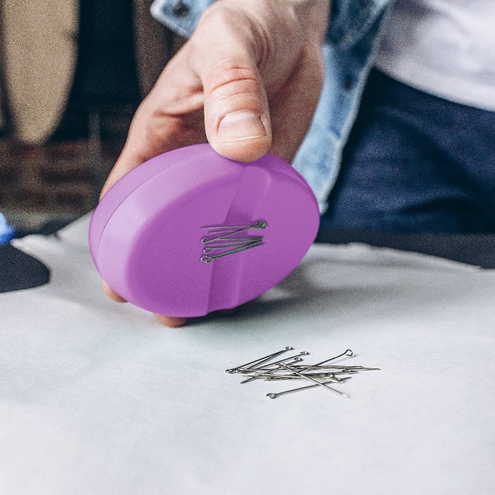 Игольница магнитная, 9,3 &times; 6,5 см, цвет фиолетовый