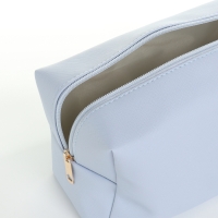 Косметичка на молнии, цвет голубой