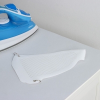 Насадка для утюга термостойкая универсальная Доляна, 23&times;15,5 см, цвет белый