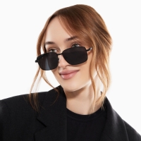 Очки солнцезащитные uv 400, дужка 13.5 см, ширина 12.8 см, линза 4.3 х 5.5 см