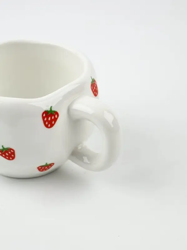 Чайная пара &laquo;Клубничка&raquo;, 300 мл