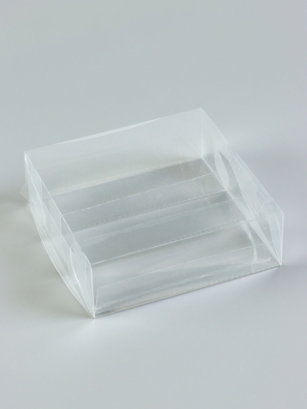 Коробка под 3 эклера из PVC, 15 х 15 х 5 см