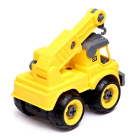 Конструктор винтовой &laquo;Машина с краном&raquo;, с отвёрткой, 26 деталей