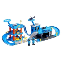 Парковка &laquo;Полицейский участок&raquo;, с металлическими машинками и вертолётом