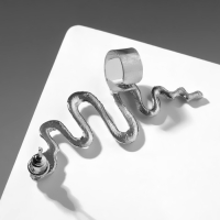 Новый год! Символ года 2025! Серьга &laquo;Кафф&raquo; змея анаконда, цвет серебро