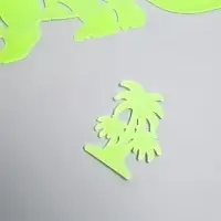 Наклейка фосфорная "Трицератопс" с клеевыми подушечками набор 2 шт МИКС 29,5х25 см