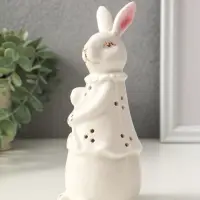 Сувенир керамика свет "Зайка с тюльпаном" белый 6х6х16 см