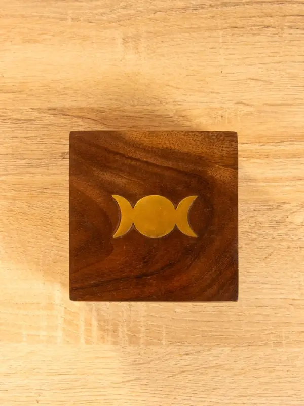 Шкатулка "Фазы Луны" 10х10х6 см, дерево шишам