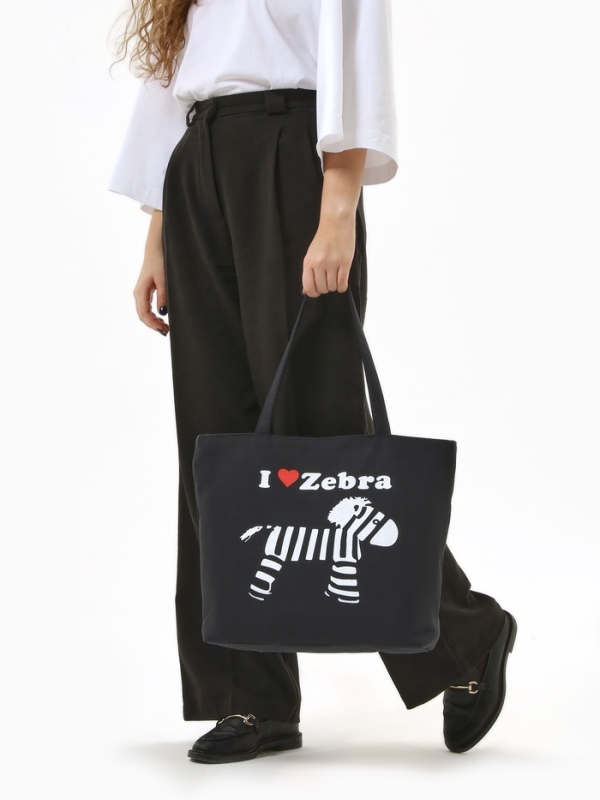 Шопер Зебра, 42*9*32, отдел на молнии, подклад, черный/белый
