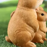 Фигурка "Семья зайцев" 11х15х23см ///