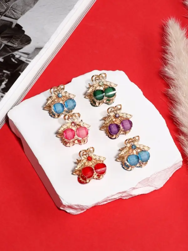 Крабик для волос &laquo;Арфея&raquo;, вишенки, 2.3 см, золото МИКС