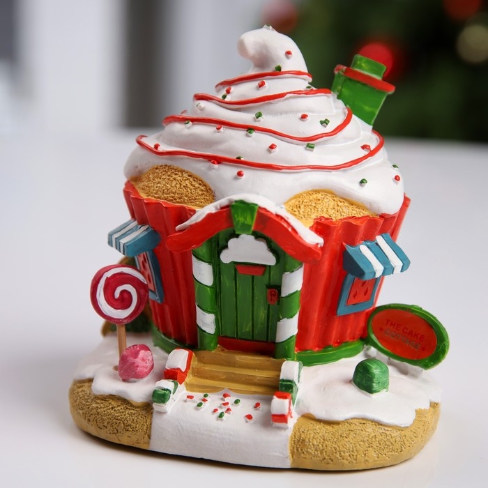 Светодиодная фигура &laquo;Домик из сладостей&raquo; 13 &times; 12 &times; 9 см, полистоун, батарейки LR44х2 (в комплекте), свечение тёплое белое