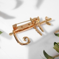 Брошь &laquo;Кошка&raquo; тропическая на ветке, цветная в золоте