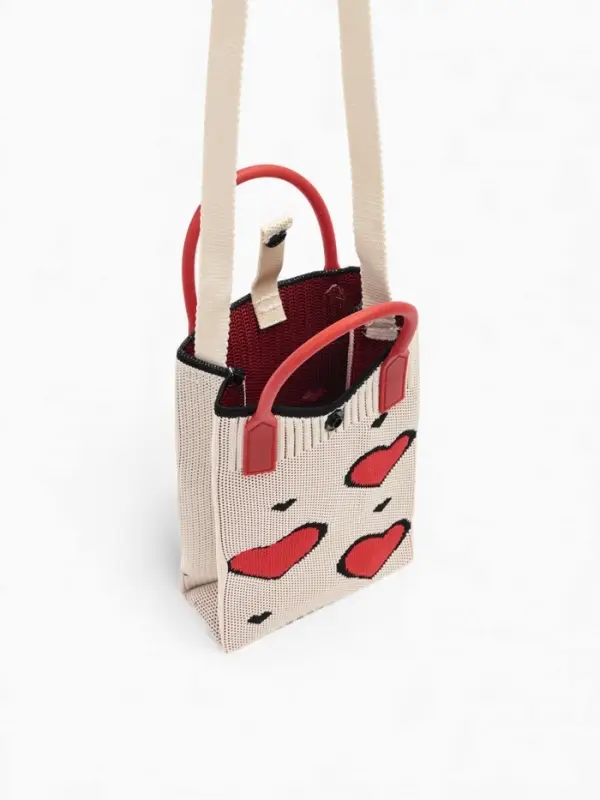 Сумка подр Сердца, 12*4*17, отд на кнопке, дл ремень, белый