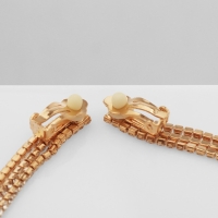 Клипсы &laquo;Лёд&raquo; тройная сплошная, цвет белый в золоте