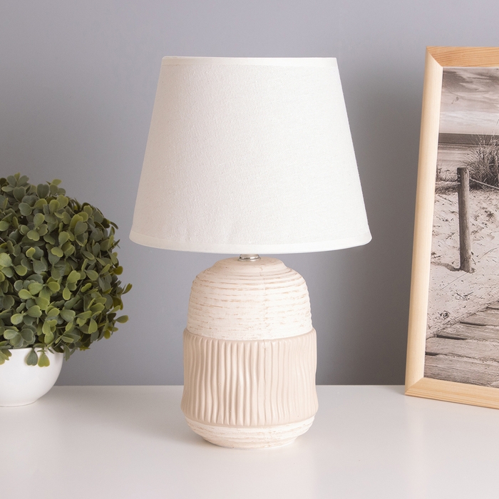 Лампа настольная "Дарианна" 1х40Вт Е14 бежевый 29х20х32,5