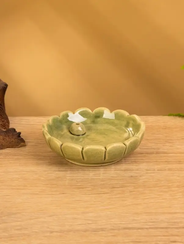 Подставка под благовония "Растение" керамика, цв. зелёный, 8х8х2 см