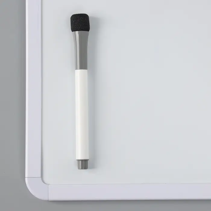 Маркер на водной основе с магнитом, 2 &times; 2 &times; 13,5 см, цвет чёрный