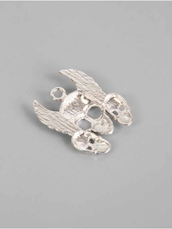 Декор для творчества металл "Три черепа и крылья" серебро набор 5 шт 3,3х2,6х0,2 см