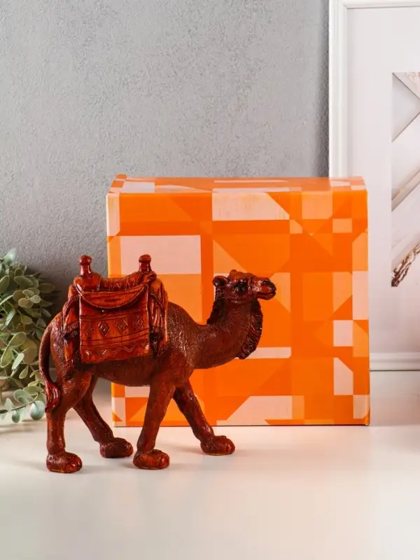 Сувенир полистоун "Верблюд с седлом с сумкой" под дерево 21х9х20 см