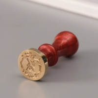 Печать для сургуча с пластиковой ручкой "Венок с буквой Z" 2,5х2,5х6,3 см