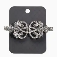 Зажим для кардигана "Ажур", пика, цвет белый в серебре