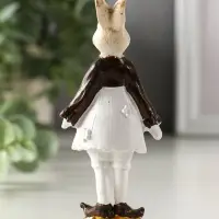 Сувенир полистоун "Нарядный Зайчик/Зайка" МИКС 4,5х3.2х11.5 см