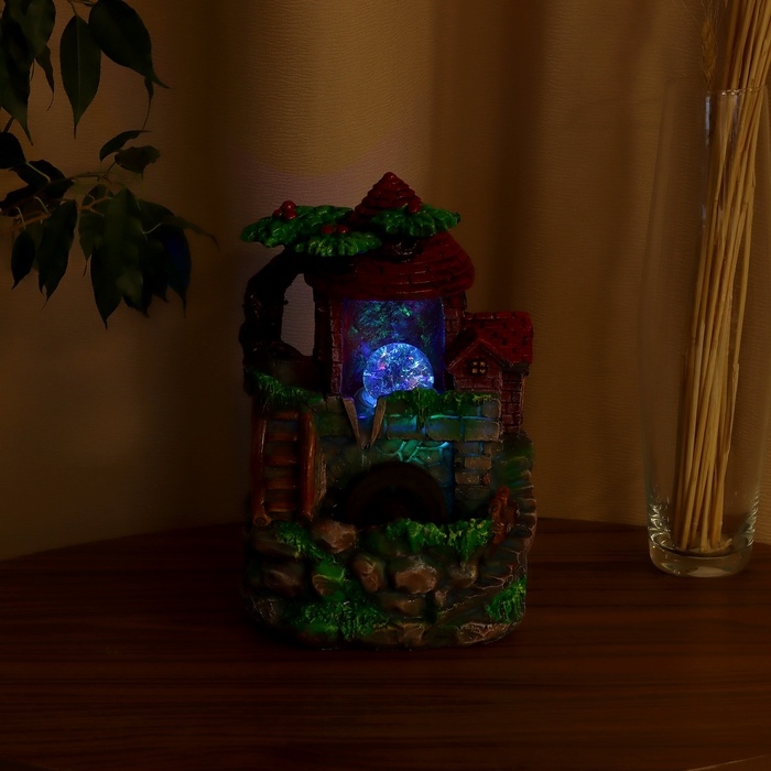 Фонтан "Большой дом с лестницей" 25х15 см (с подсветкой)