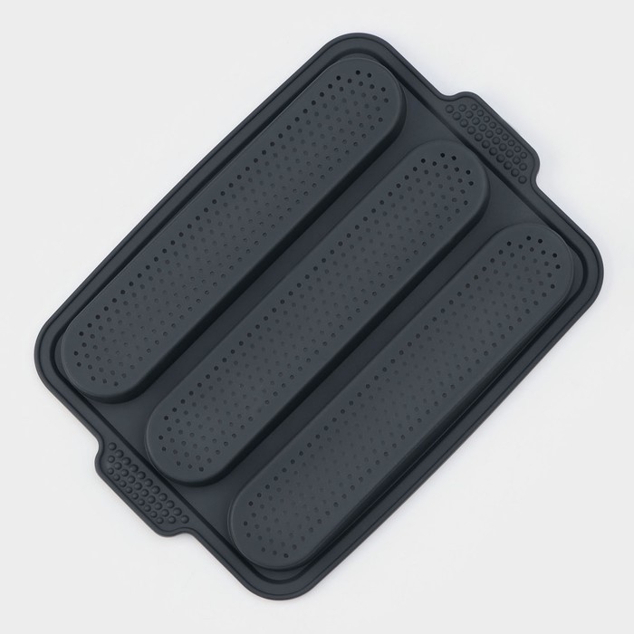 Форма для выпечки с перфорацией &laquo;Багет&raquo;, силикон, 34,5&times;24&times;2,2 см, 3 ячейки (28&times;6&times;2 см), цвет серый