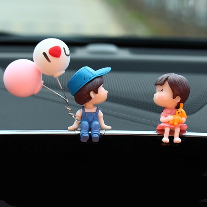 Игрушка на панель авто, влюбленная парочка, к5